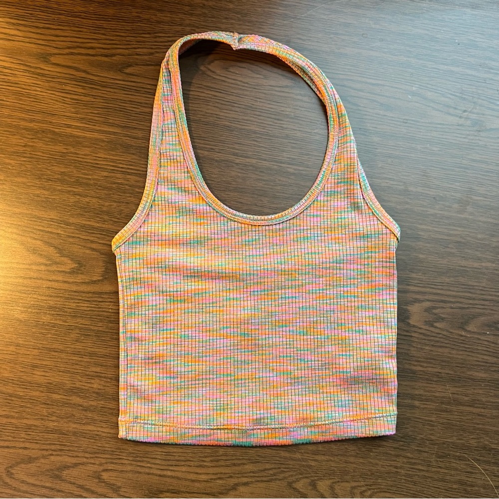Pink crop-top